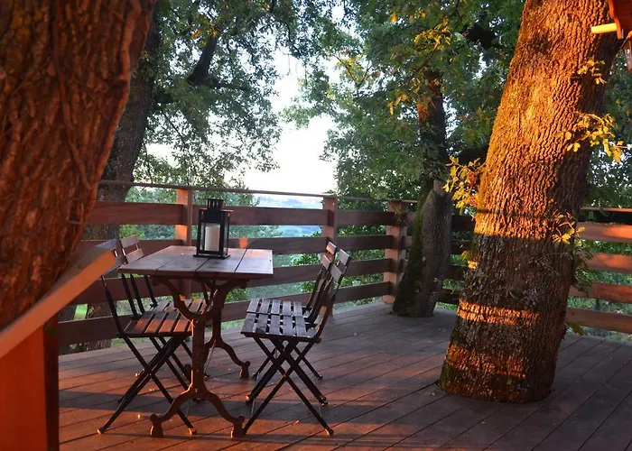 ベッド・アンド・ブレックファスト Arbrakabane Peyrissas