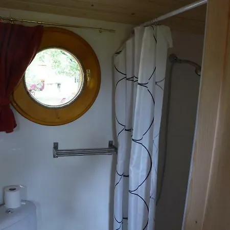 Bed & Breakfast Arbrakabane