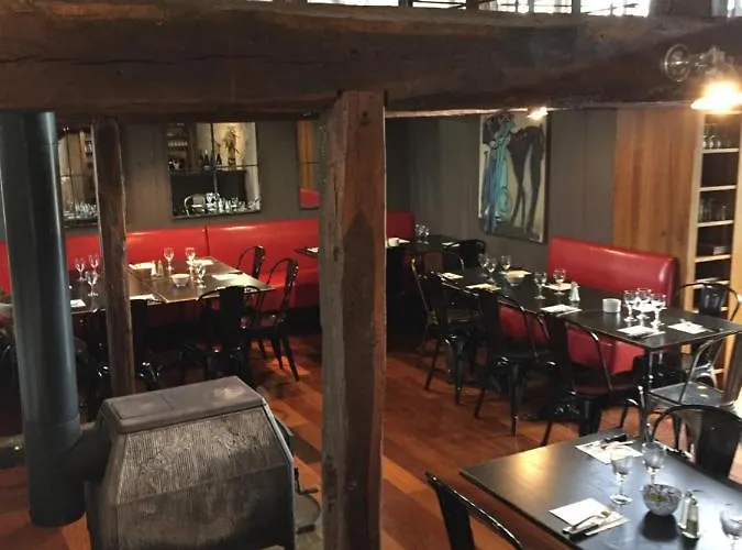 Arbrakabane Bed & Breakfast *