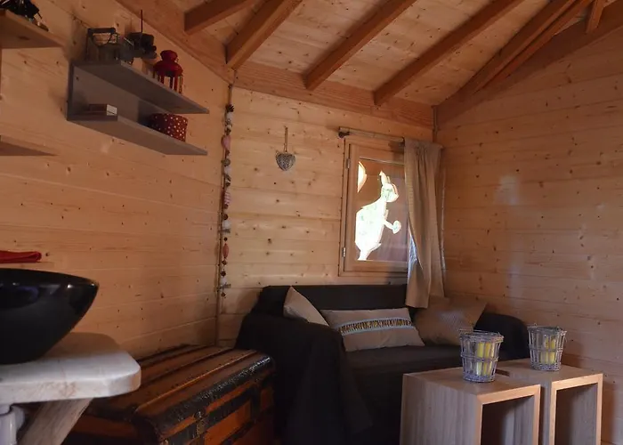 Arbrakabane * Peyrissas